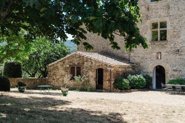 Vente Château Carcassonne 31 Pièces 1200 m²