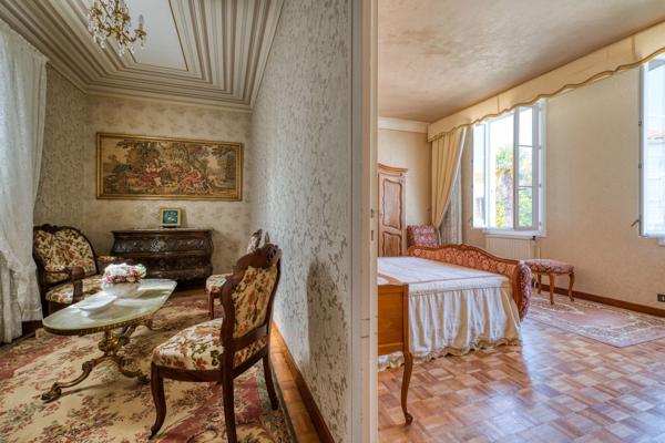 Vente Maison de luxe Le Château-d'Oléron 18 Pièces 402 m²