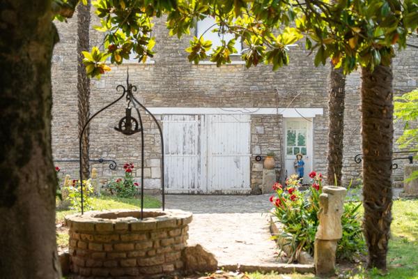Vente Maison de luxe Le Château-d'Oléron 18 Pièces 402 m²
