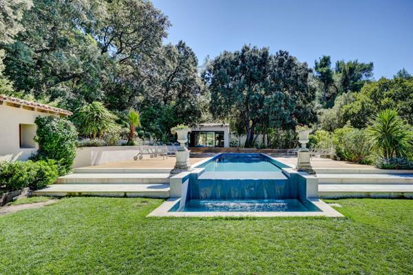 Vente Maison de luxe Aix-en-Provence 20 Pièces 650 m²