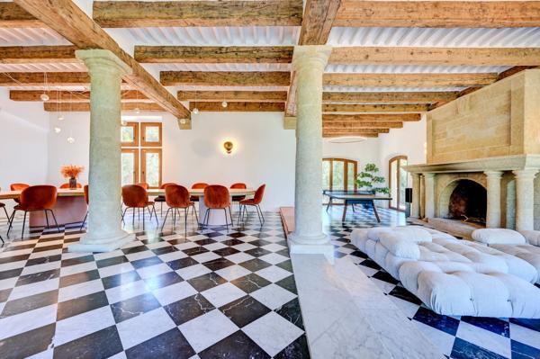 Vente Maison de luxe Aix-en-Provence 20 Pièces 650 m²