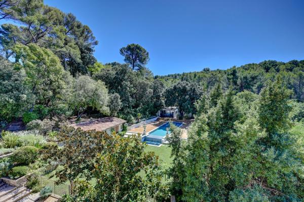 Vente Maison de luxe Aix-en-Provence 20 Pièces 650 m²