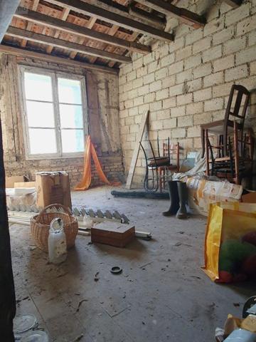 Maison à vendre à Loisy-sur-Marne dans la Marne (51300), ref : 51081/863