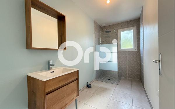 Maison à louer    3 pièces •  Mauzé-sur-le-Mignon