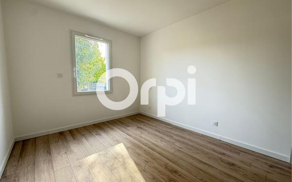 Maison à louer    3 pièces •  Mauzé-sur-le-Mignon