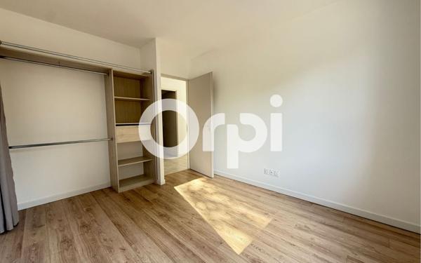 Maison à louer    3 pièces •  Mauzé-sur-le-Mignon