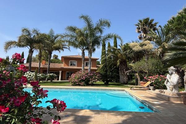 Vente Propriété de luxe Perpignan 8 Pièces 303 m²