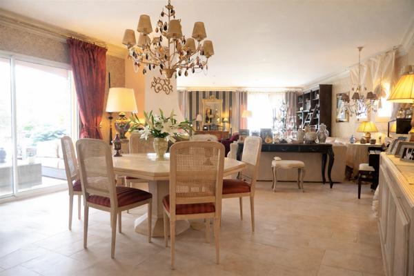 Vente Propriété de luxe Perpignan 8 Pièces 303 m²