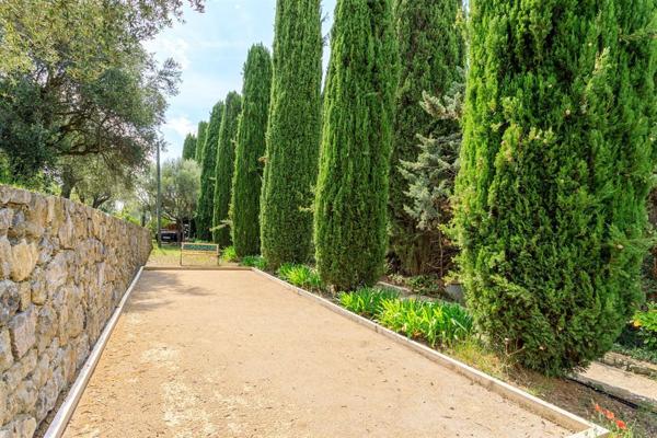 Vente Villa de luxe Montauroux 8 Pièces 310 m²