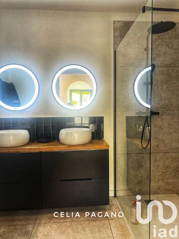 Maison à vendre 4 pièces 120 m² Saint-Cyr-sur-Mer