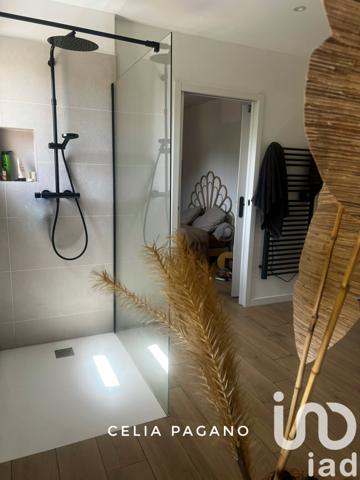 Maison à vendre 4 pièces 120 m² Saint-Cyr-sur-Mer