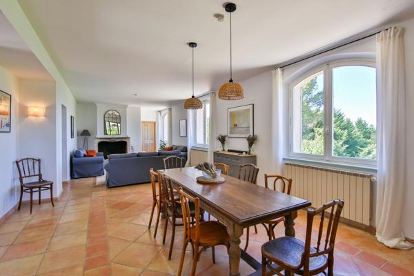 Vente Maison de luxe Apt 10 Pièces 322 m²