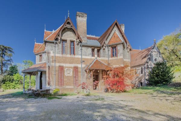 Vente Château Reyrieux 22 Pièces 680 m²