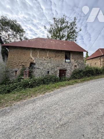 Achat Terrain agricole A Vendre avec dépendance 
