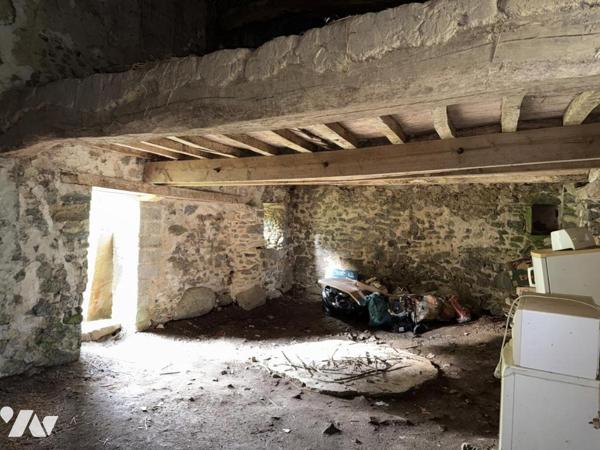 Achat Terrain agricole A Vendre avec dépendance 