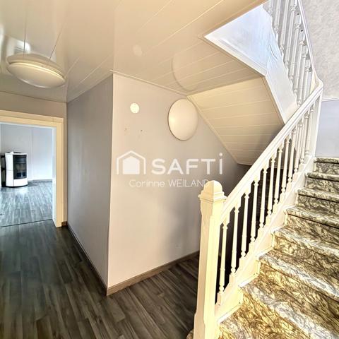 Maison 157 m²,  4 chambres de 20 m2, garage 2 voitures, sous-sol complet, terrain 905 m2