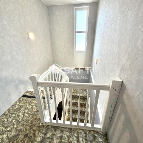 Maison 157 m²,  4 chambres de 20 m2, garage 2 voitures, sous-sol complet, terrain 905 m2