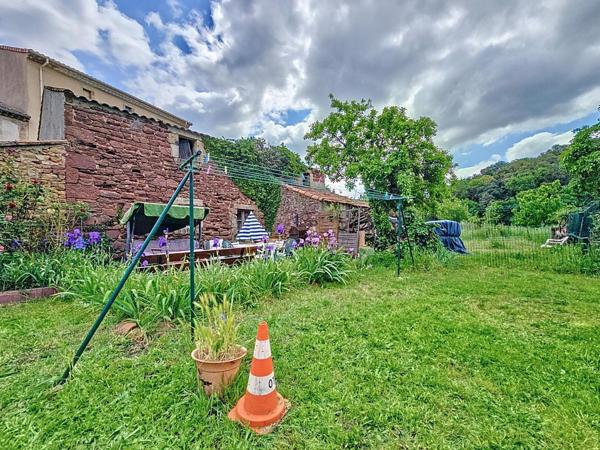 Grange à rénover avec terrain de 780 m² et puits