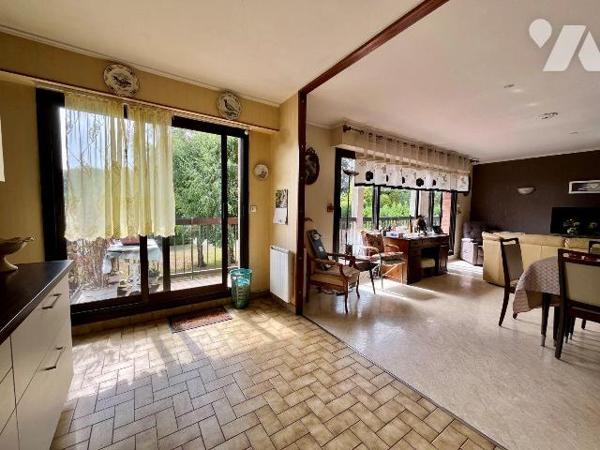 HAZEBROUCK, Bel APPARTEMENT T3 de 79m² avec balcon en centre-ville - Résidence sécurisée avec a...