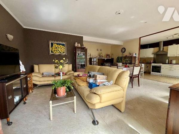 HAZEBROUCK, Bel APPARTEMENT T3 de 79m² avec balcon en centre-ville - Résidence sécurisée avec a...