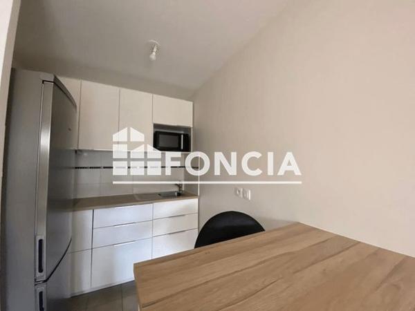 Location Appartement 2 pièces 41.4 m² - 6 RUE DES VALLEES-RUE DU LAVOIR Chatenay Malabry 92290