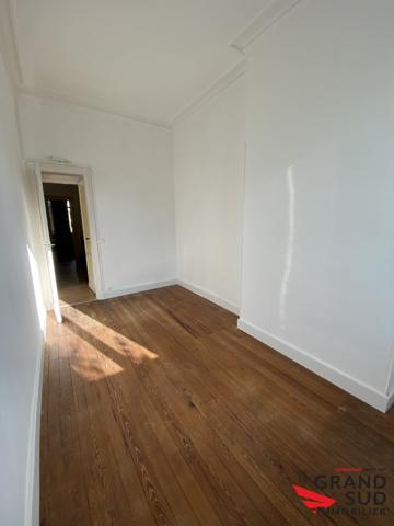 5 PIÈCES 200 M² BOULEVARD MAGNIFIQUE MAISON PLEINE DE CHARME