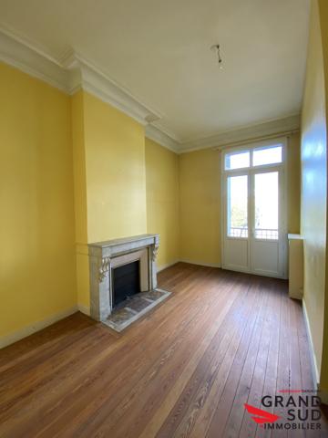 5 PIÈCES 200 M² BOULEVARD MAGNIFIQUE MAISON PLEINE DE CHARME
