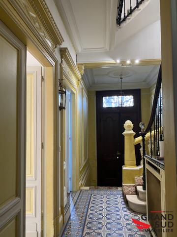 5 PIÈCES 200 M² BOULEVARD MAGNIFIQUE MAISON PLEINE DE CHARME