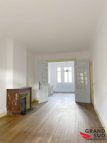 5 PIÈCES 200 M² BOULEVARD MAGNIFIQUE MAISON PLEINE DE CHARME
