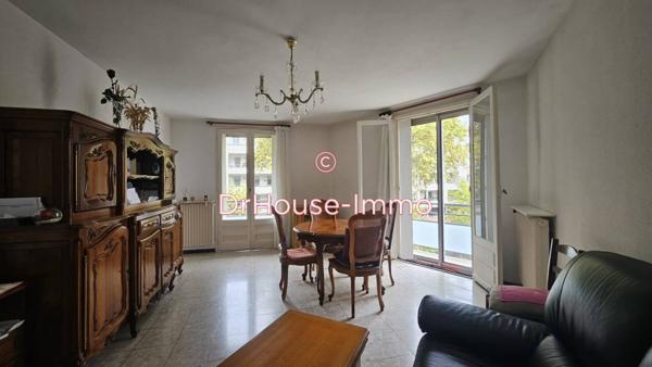 Appartement à vendre 3 pièces de 77 m²