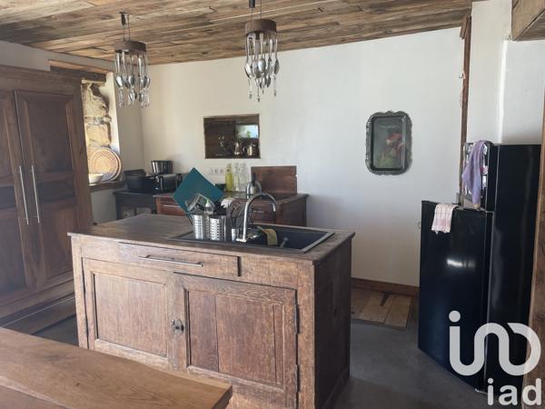 Ferme 6 pièces de 145 m² à Compreignac (87140)