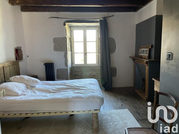 Ferme 6 pièces de 145 m² à Compreignac (87140)