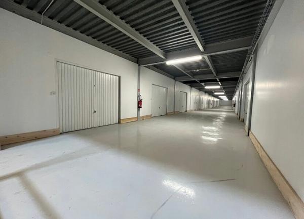 Stationnement à louer  •  Laon