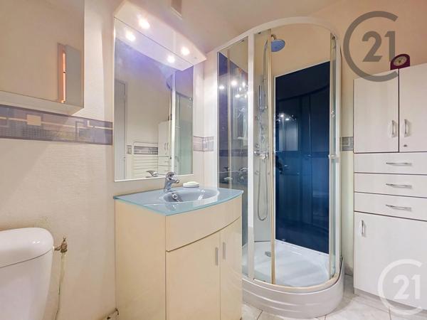 Appartement F1 à vendre  1 pièce - 33 m 2   TROYES  - 10