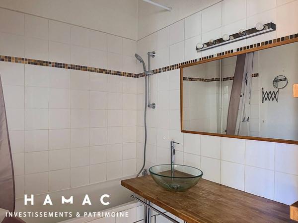 Appartement T3 70m2 dernier étage Rue Sully