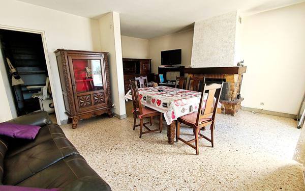 Maison à vendre    5 pièces • 98 m2 Nîmes