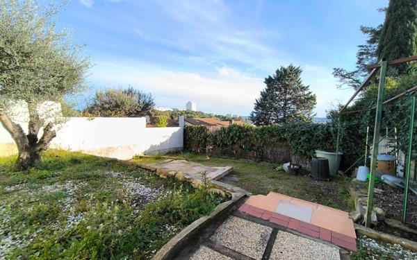 Maison à vendre    5 pièces • 98 m2 Nîmes