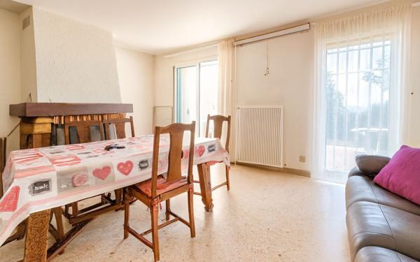 Maison à vendre    5 pièces • 98 m2 Nîmes