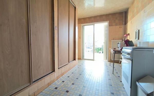 Maison à vendre    5 pièces • 98 m2 Nîmes