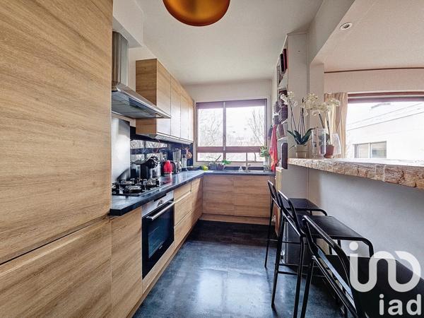 Appartement 4 pièces de 88 m² à Garches (92380)