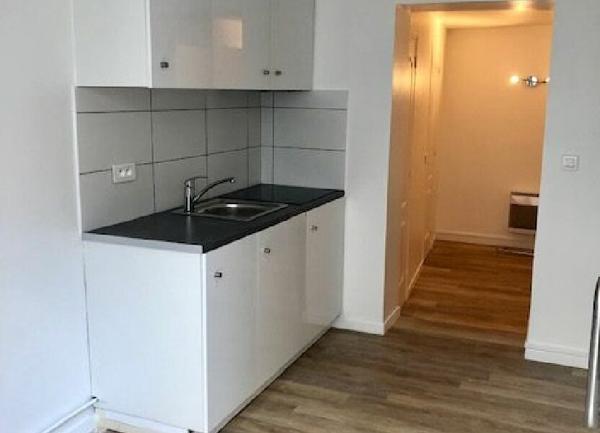 Appartement à louer    2 pièces • 24,89 m2 Fontenay-sous-Bois
