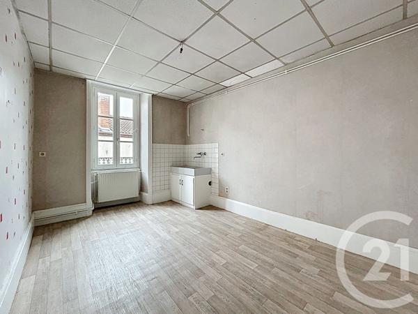 Immeuble à vendre  300 m2 CHANTELLE - 03