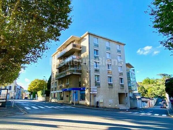 AUCH Centre-ville - T3 lumineux de 73m2 avec balcon et ascenseur