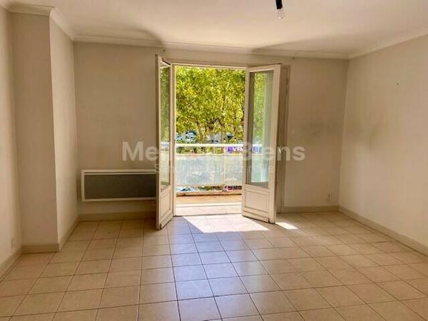 AUCH Centre-ville - T3 lumineux de 73m2 avec balcon et ascenseur