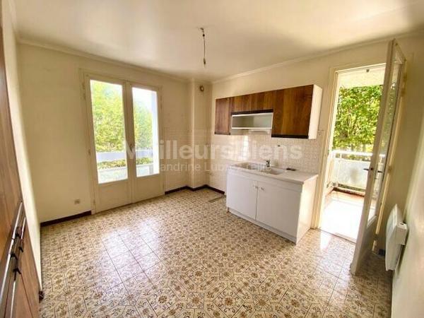 AUCH Centre-ville - T3 lumineux de 73m2 avec balcon et ascenseur