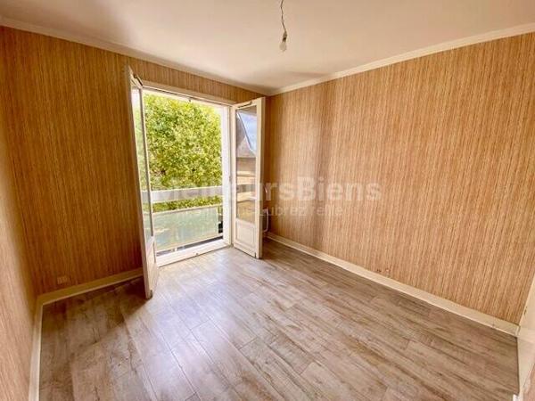 AUCH Centre-ville - T3 lumineux de 73m2 avec balcon et ascenseur