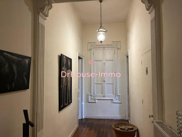 Immeuble à vendre 12 pièces de 512 m²