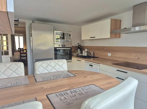 Maison à vendre 6 pièces 181m² Boulogne-sur-Mer (62200)