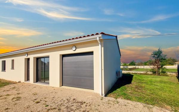 Maison à vendre    4 pièces •  Bressols