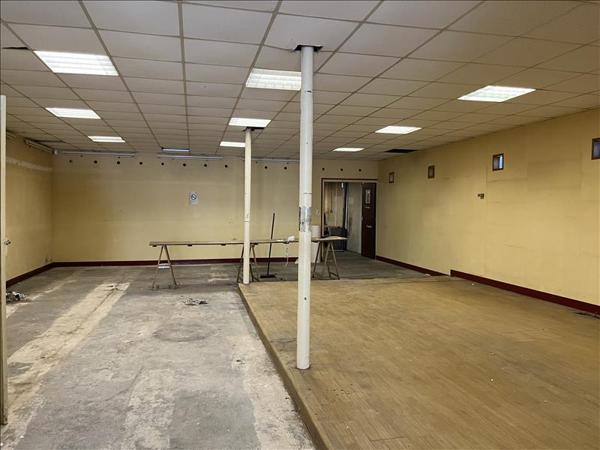 Immeuble à vendre |  Saint-Junien |  391 m²